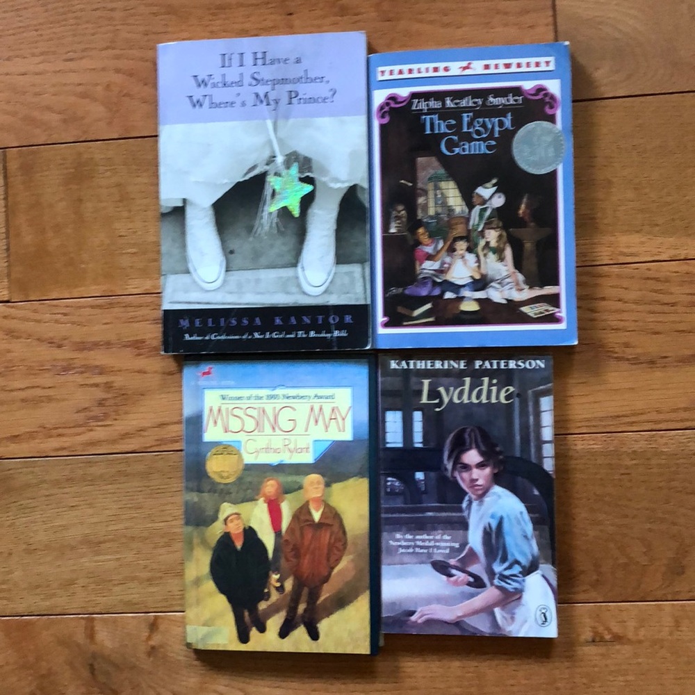 4 plus 2 more middle school book bundle of Classic kids books